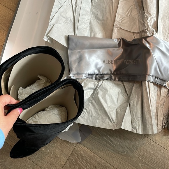 Alberta Ferretti Velvet Black Tall Boots - Picture 4 of 16